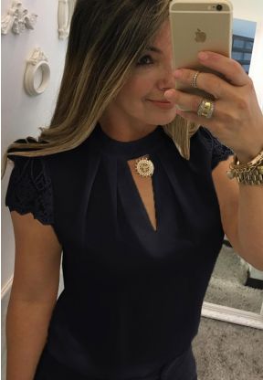 Camicetta nera mezze maniche