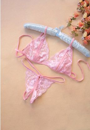 Completo intimo rosa reggiseno e perizoma in pizzo